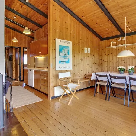 Tulir - 300m From The Sea By Interhome 펜션