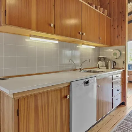 Tulir - 300m From The Sea By Interhome *
